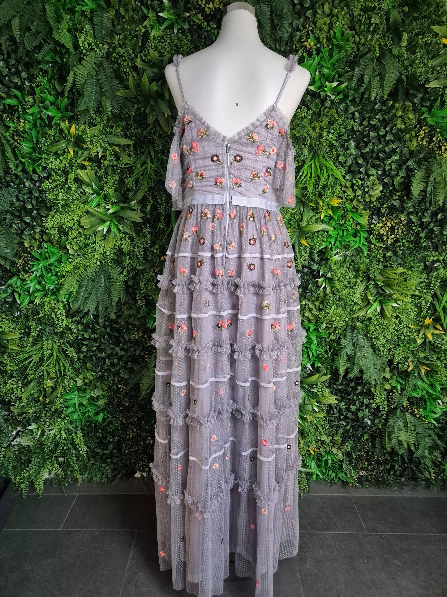Second Hand Damen Needle & Thread Kleid Maxikleid 42 (UK14) - Fashand