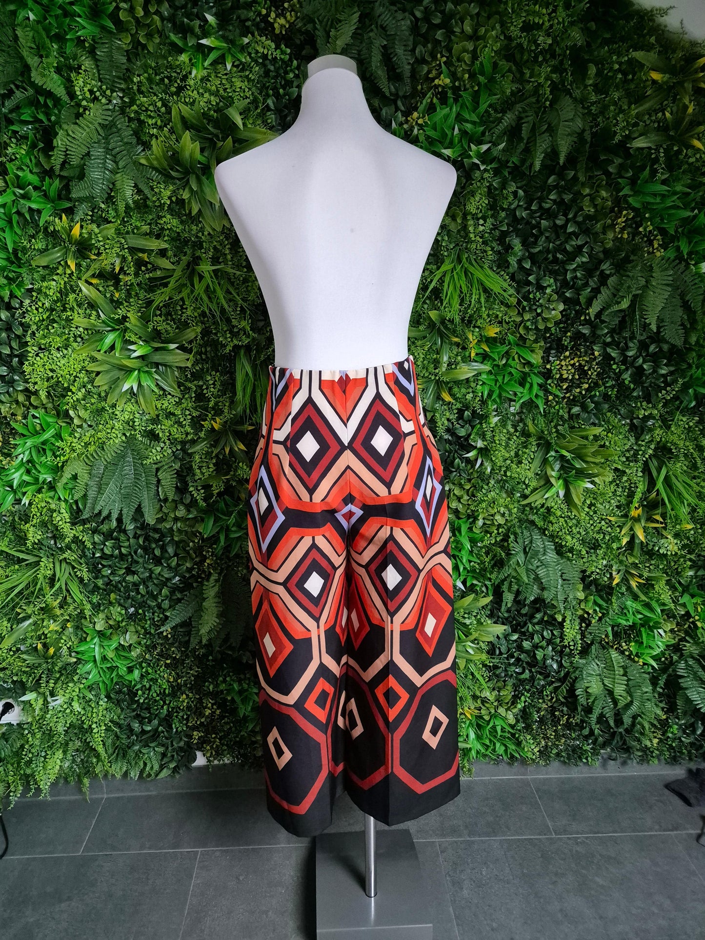 Second Hand Damen Zara Stoffhose Coulotte S - Fashand