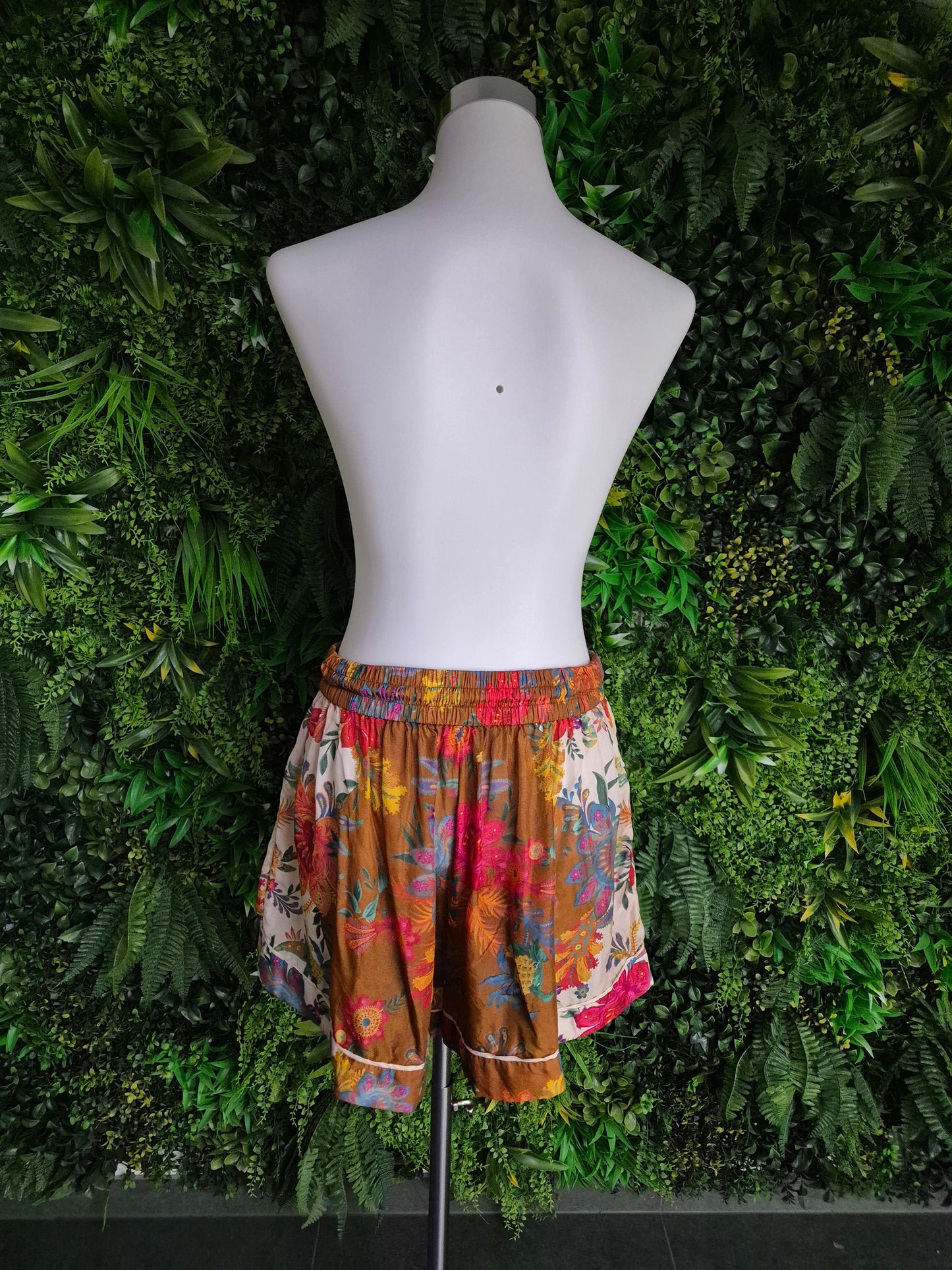 Second Hand Damen Zimmermann Shorts Kurze Hose 2 - Fashand