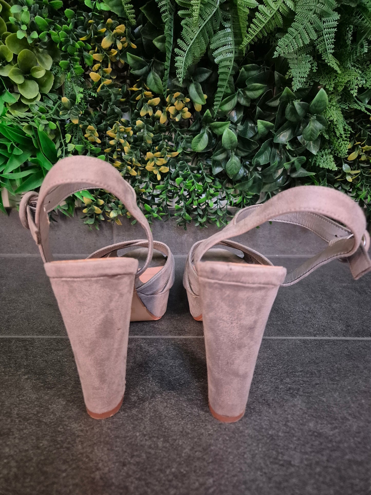 Queen Tina Schuhe High-heels 40