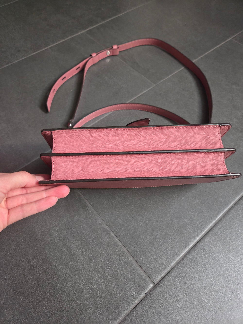 Michael Kors Tasche Schultertasche Greenwich Unten