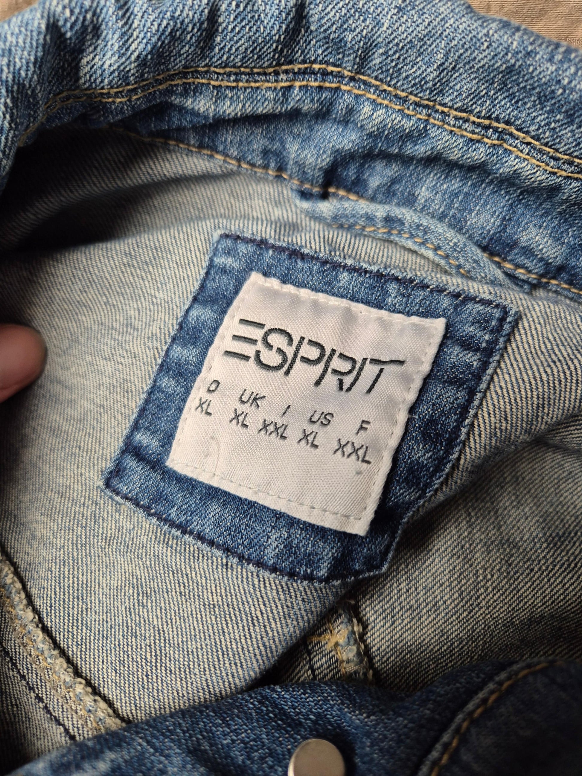 Second Hand Damen Esprit Jacke Jeansjacke 42 - Fashand
