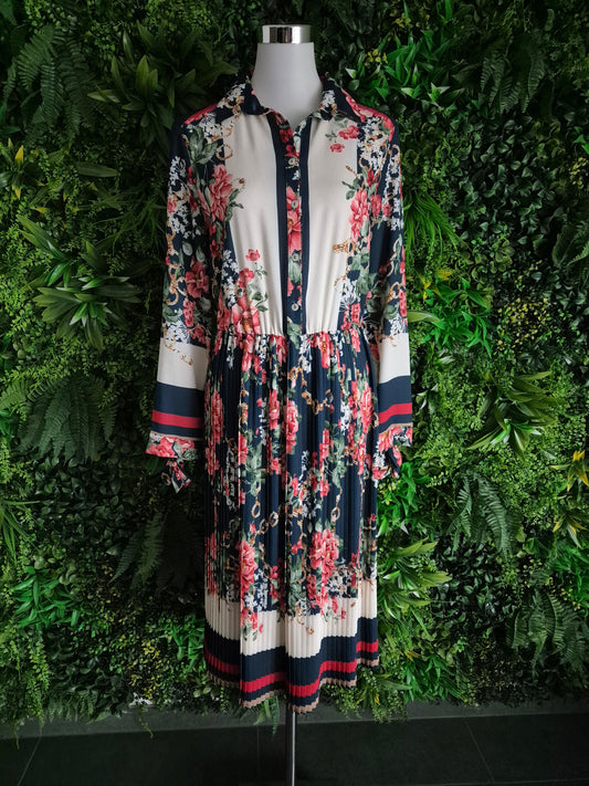 Second Hand Damen Rinascimento Sommerkleid Midikleid M - Fashand