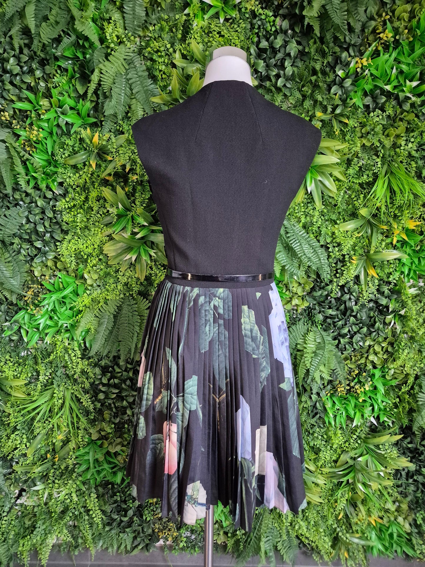 Second Hand Damen Ted Baker Cocktailkleid Minikleid 2 - Fashand
