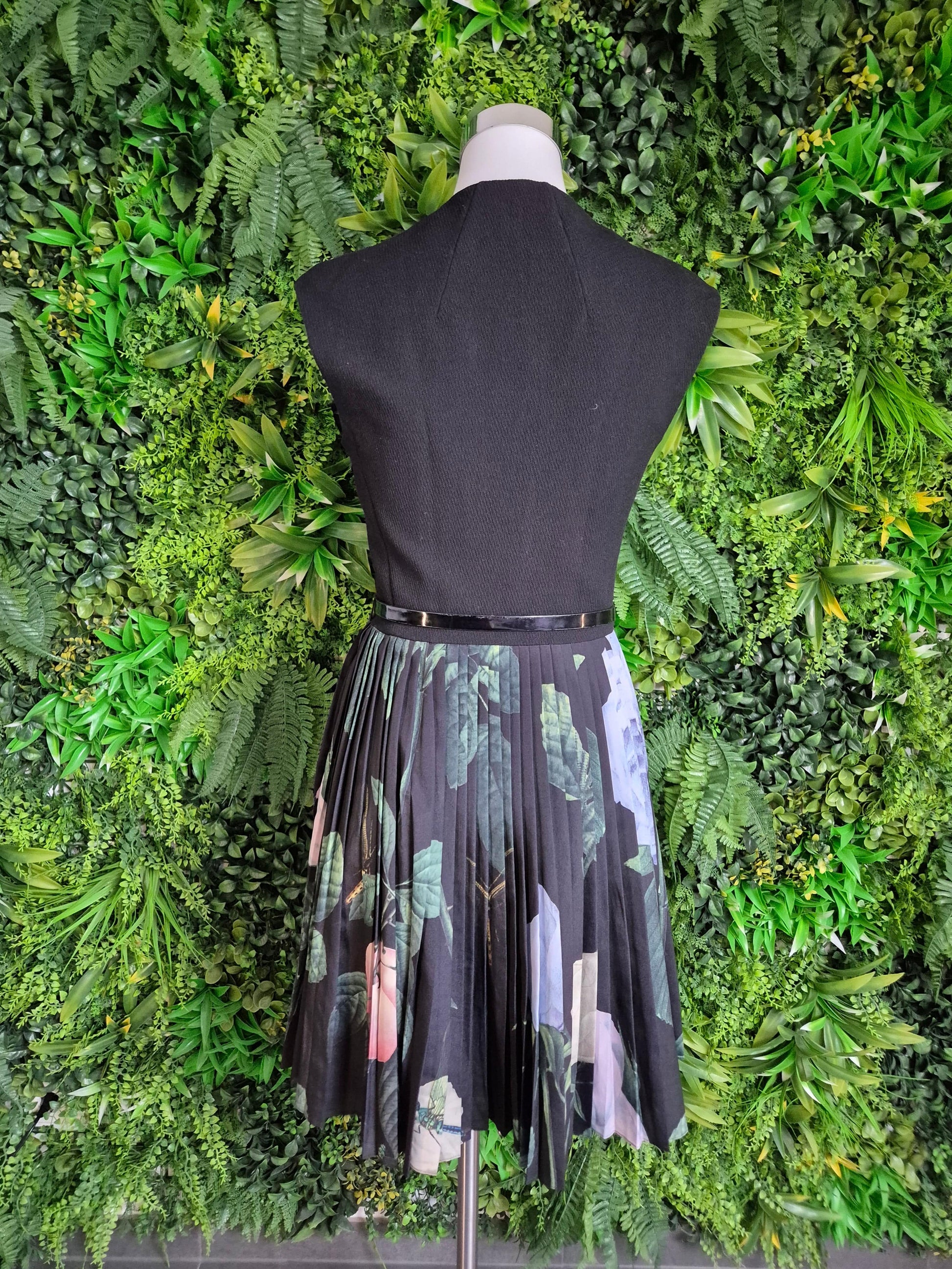 Second Hand Damen Ted Baker Cocktailkleid Minikleid 2 - Fashand