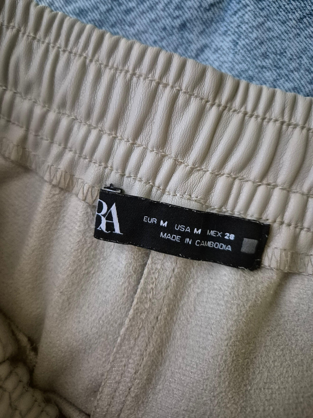 Zara Chino Hose M - Fashand